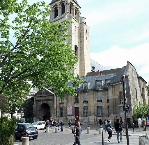 Bac St. Germain Paris